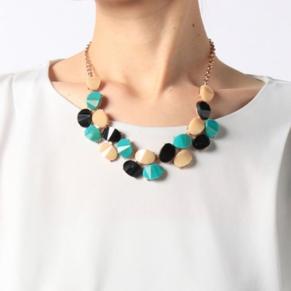 Vintage Oval Bead Pastel Resin Turquoise Necklace - Picture 1 of 3
